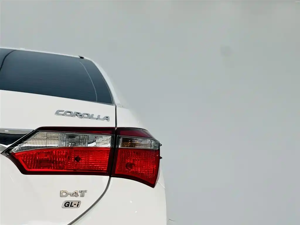 Toyota Corolla 2018 1.2T S-CVT GL-i Smart Shine Edition фото 11
