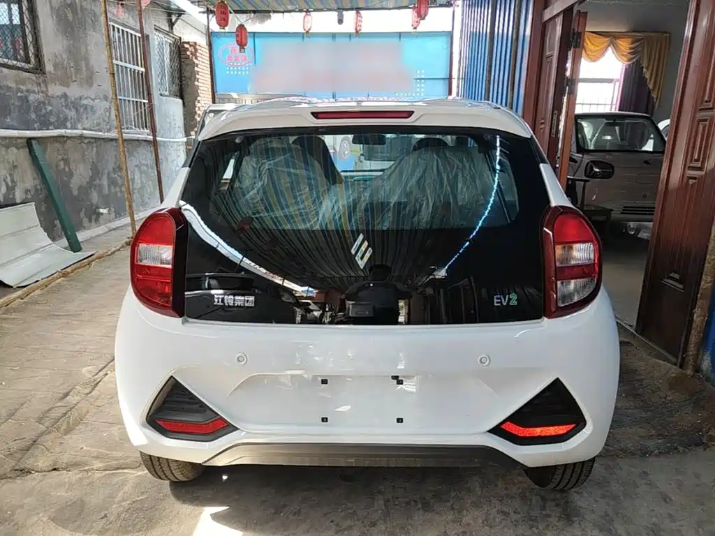 JMCG New Energy Little Kirin 2026 2025 PLUS+ Comfort Model