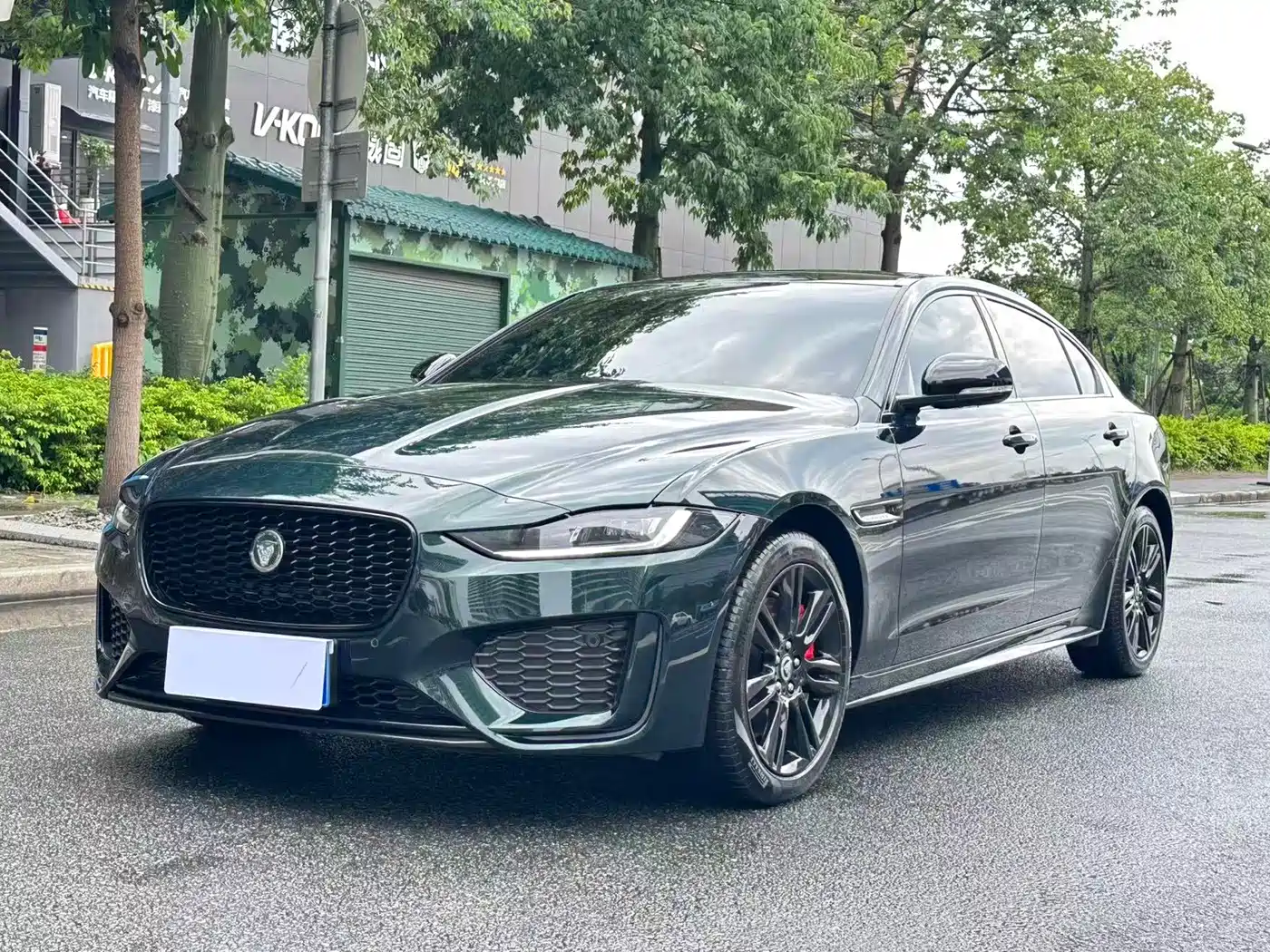 Jaguar XEL 2025 2025 2.0T 250PS R-DYNAMIC 90th Anniversary Edition