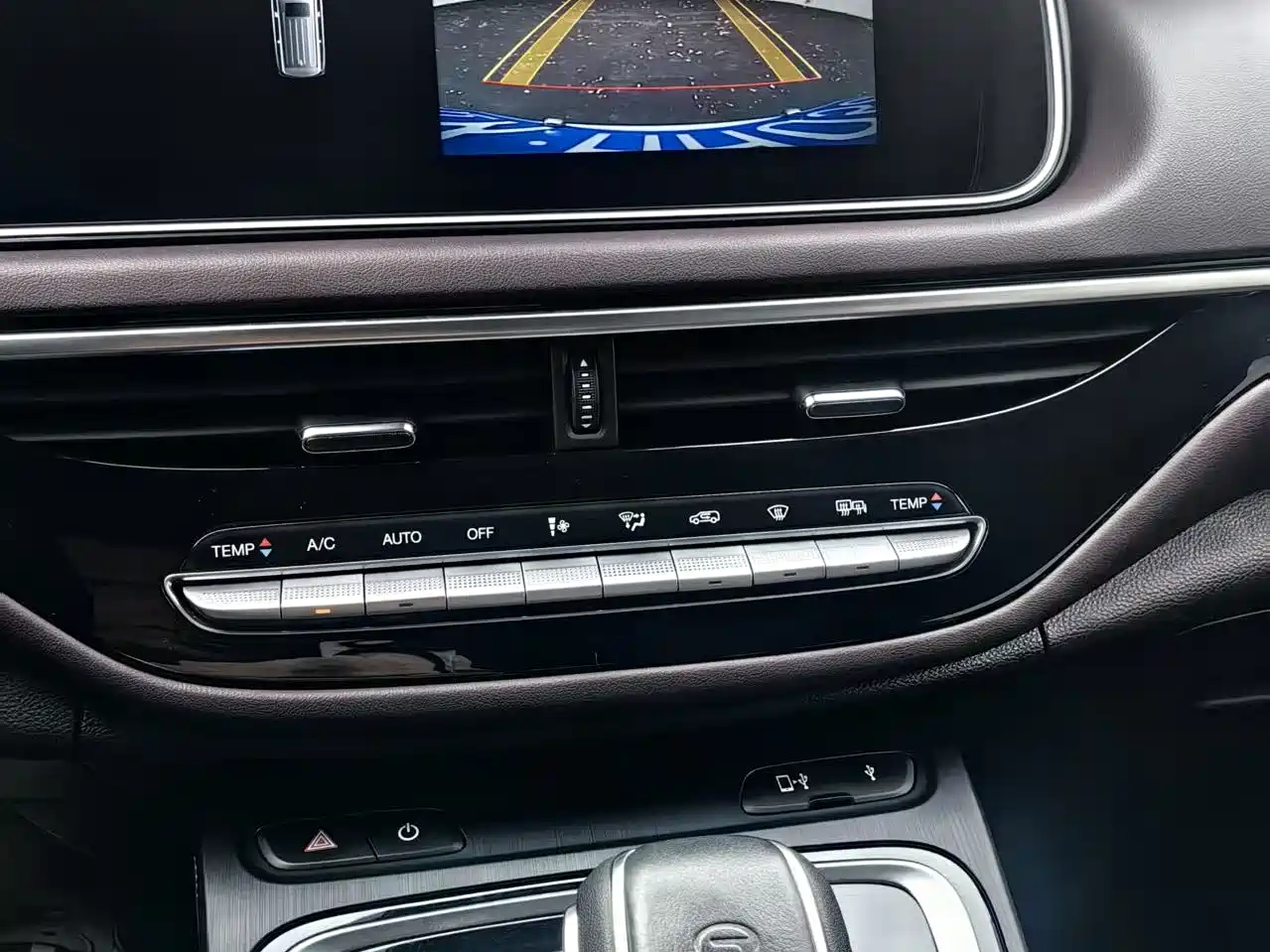 GAC Trumpchi Trumpchi M6 2021 PRO 270T Automatic Luxury Edition фото 8