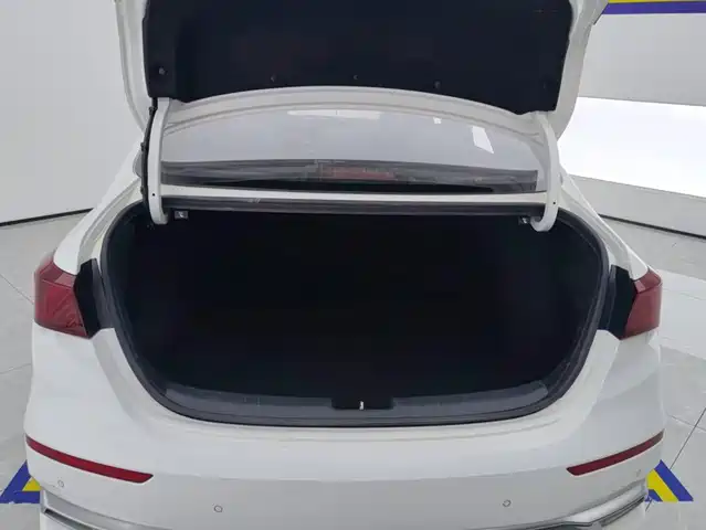 Kia K3 2019 1.5L CVT Smart Connect Edition — фото 4