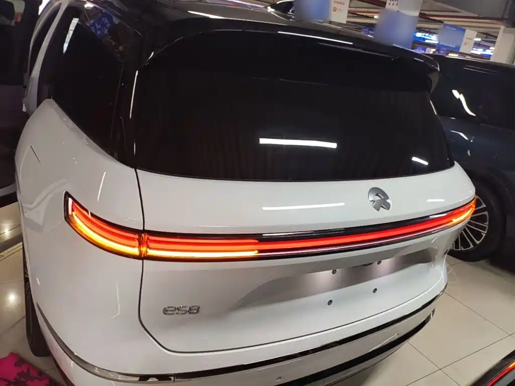 NIO ES8 2026 2025 Model 6-Seat Executive Luxury Edition