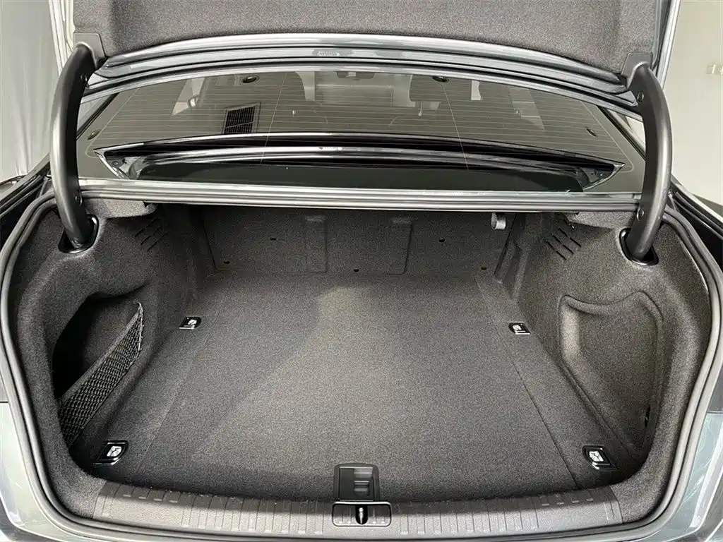Audi A6L 2020 55 TFSI quattro Exclusive Dynamic фото 9