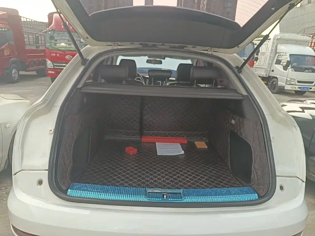 Zotye SR7 2016 2016 1.5T CVT Magic Cube Heart Edition China V