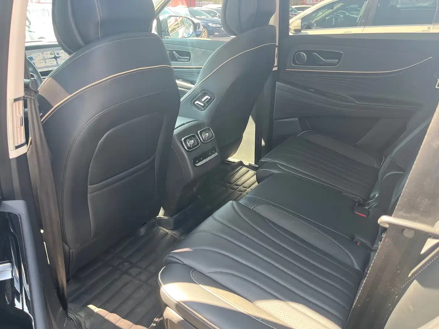 Chery Tiggo 9 2023 2023 2.0T DCT 2WD Luxury 7-Seater