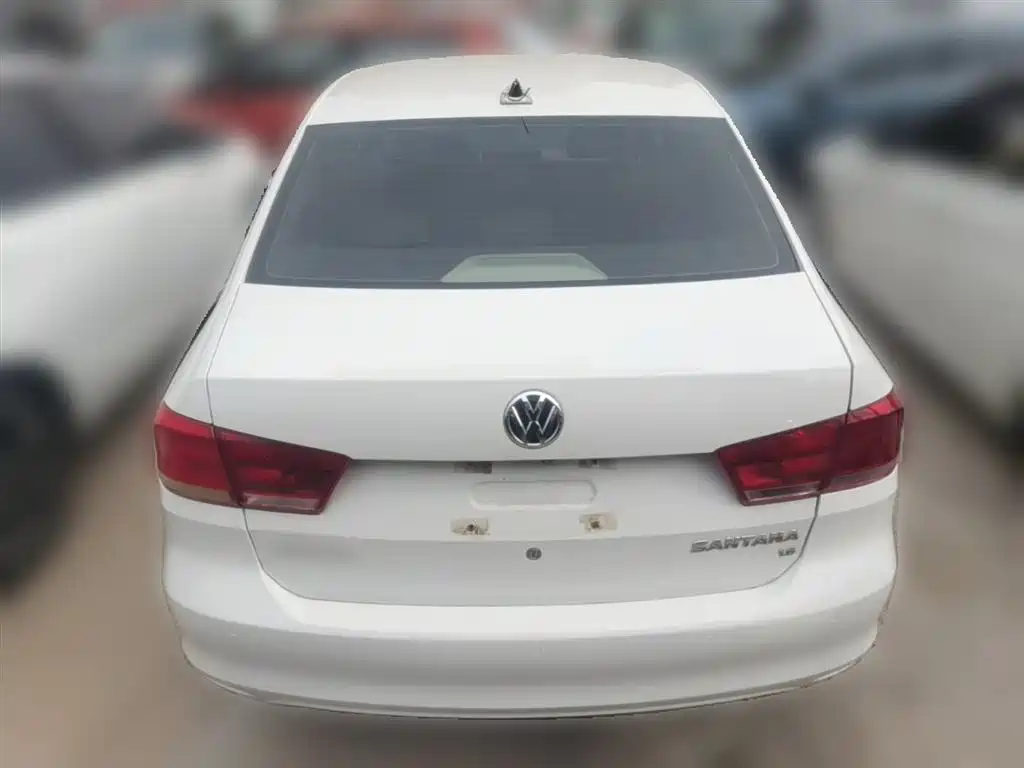 Volkswagen Santana 2015 1.6L Automatic Comfort Edition фото 10