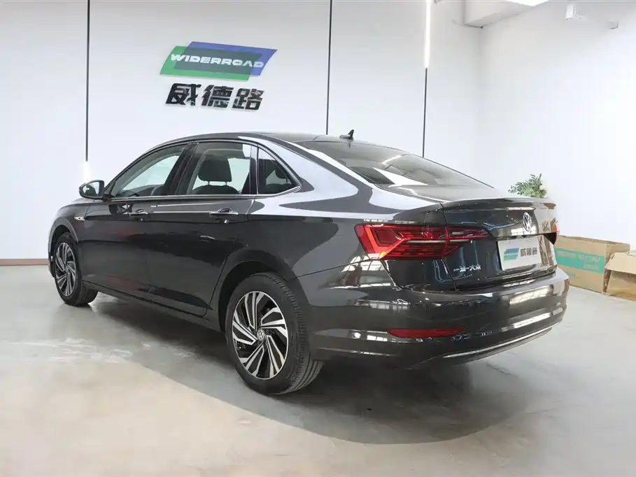 Volkswagen Sagitar 2021 280TSI DSG Surpassing Edition фото 5