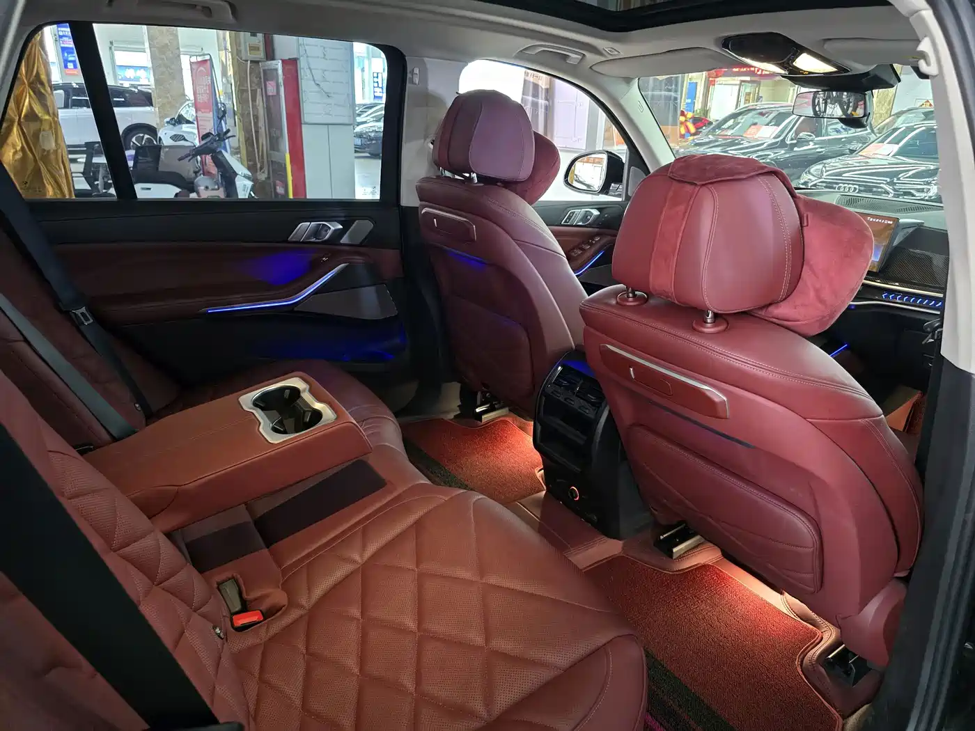 BMW X5 2025 2025 Model xDrive 30Li Exclusive M Sport Blackout Package