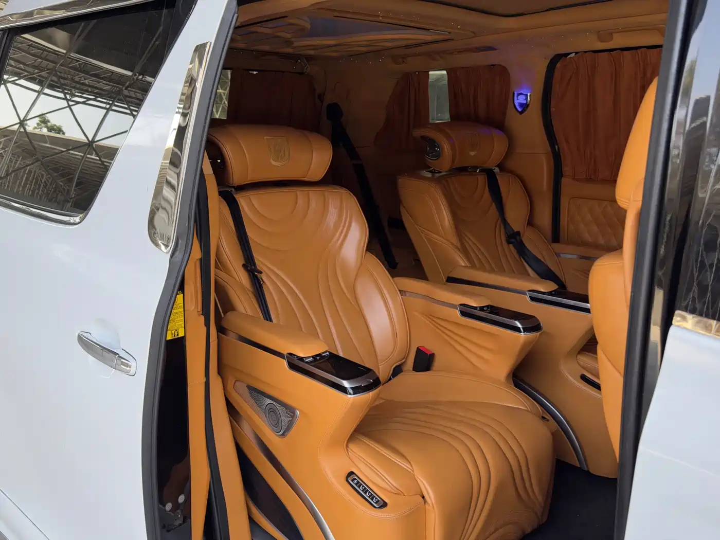 Toyota Alphard 2012 3.5L Premium Edition фото 9