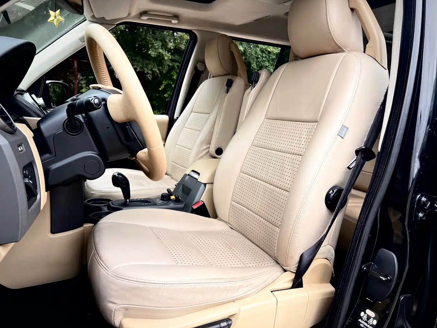 Land Rover Discovery 2005 Model 4.0 SC V6 HSE фото 11