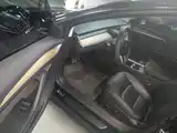 Photo 16 - Tesla Model 3