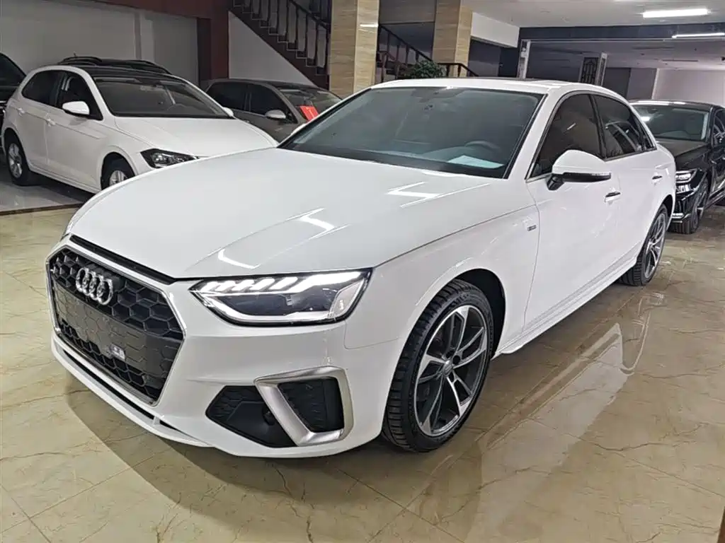 Audi A4L 2022 40 TFSI Fashion Dynamic
