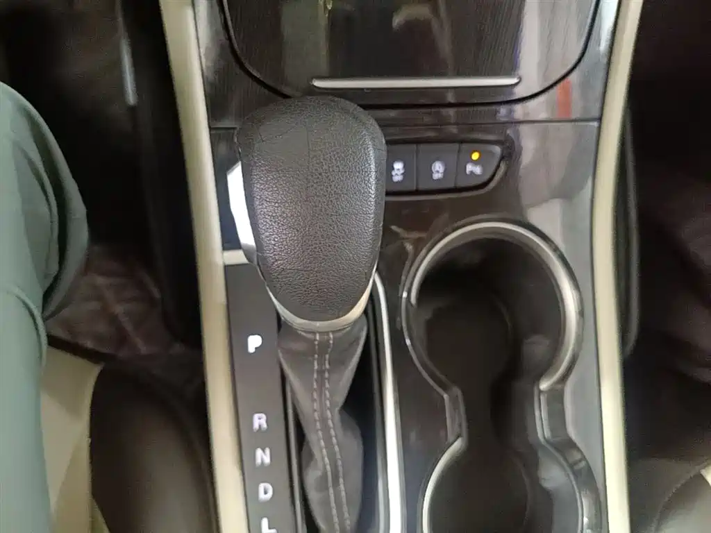 Buick Verano 2017 Sedan 15S Automatic Leading фото 14
