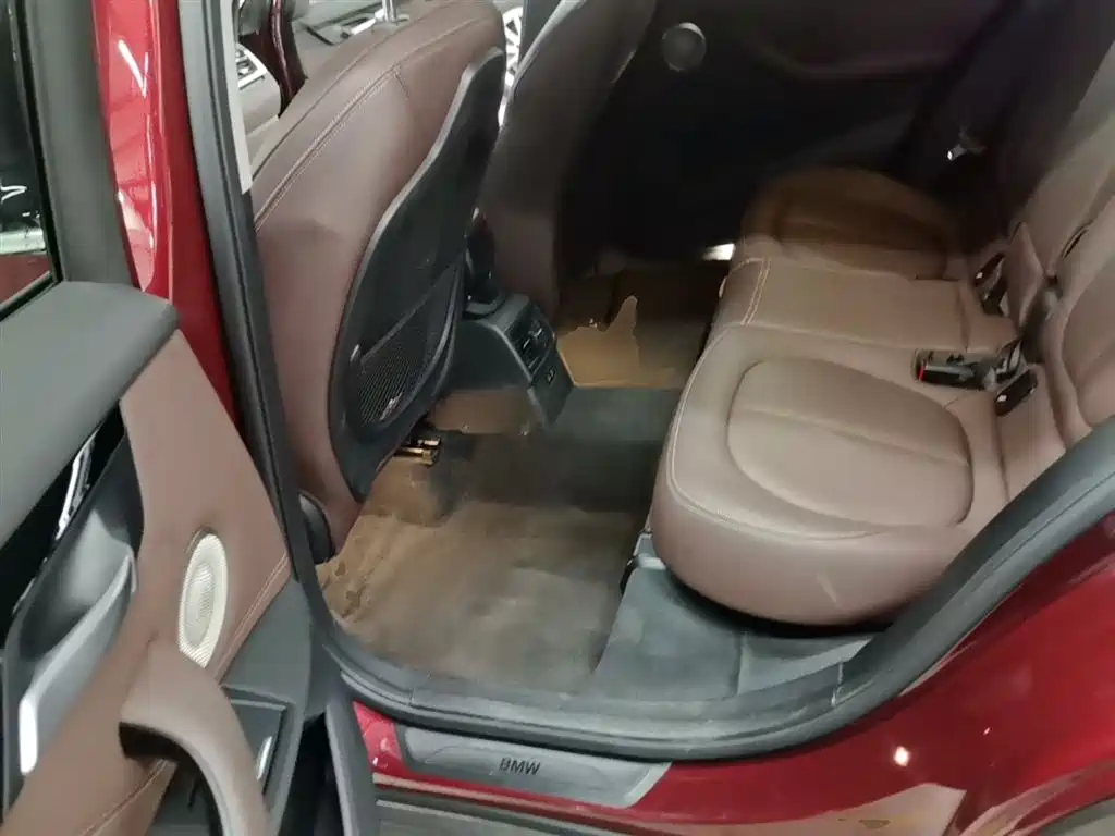 BMW X1 2021 sDrive25Li Leading фото 24