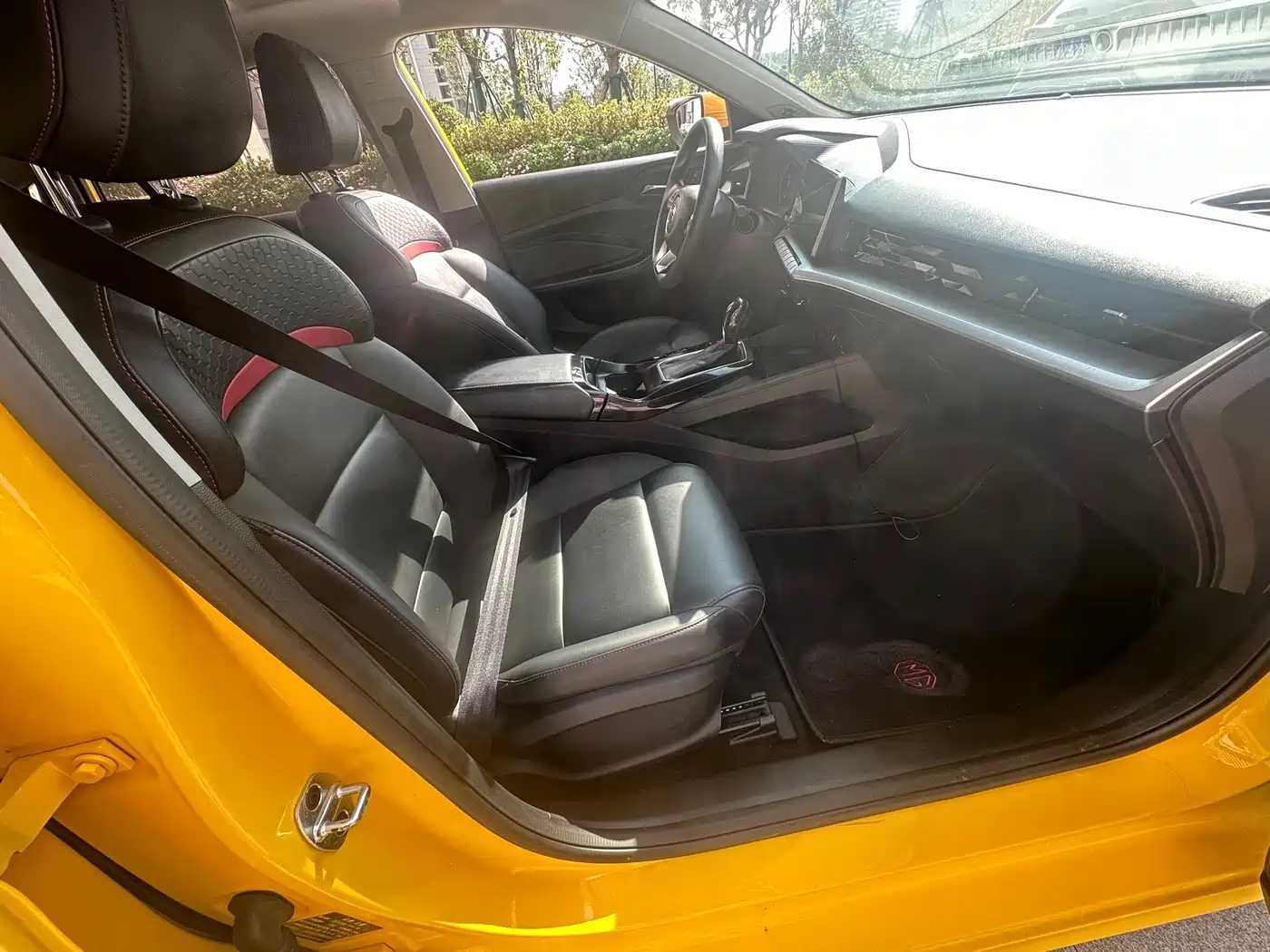 MG MG5 2021 2021 Model 180DVVT CVT Youth Luxury Edition