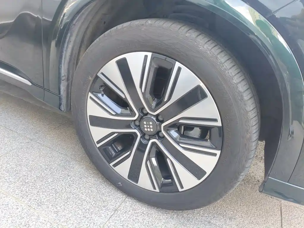 Landian E5 PLUS 2025 2025 Model 165km Long Range PLUS 7-seater