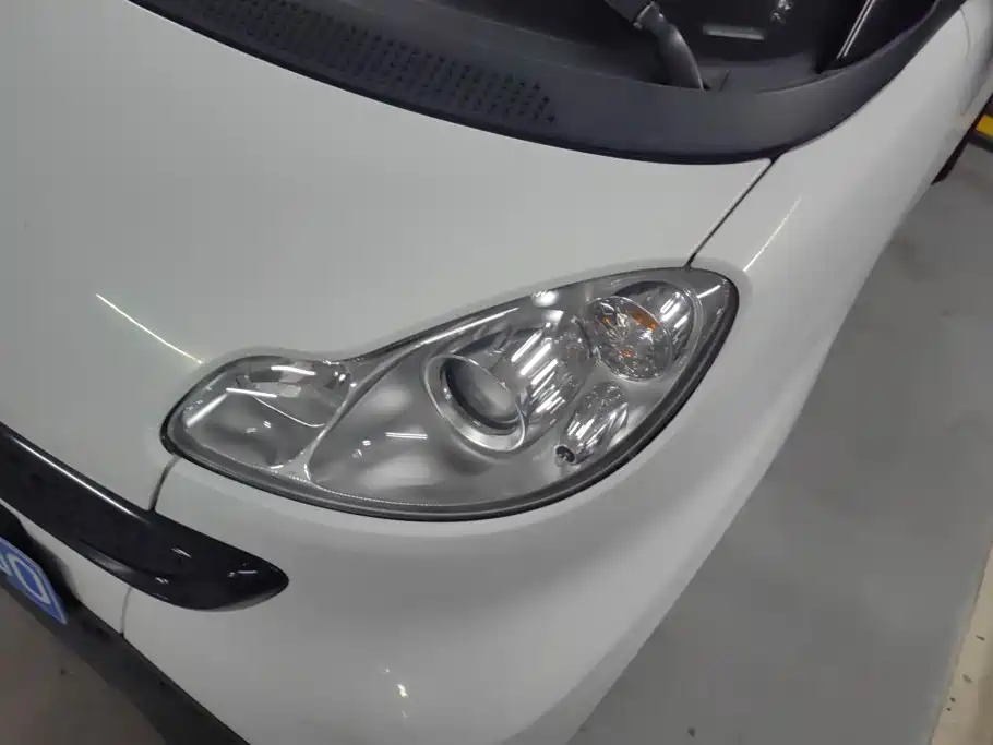 smart fortwo 2013 2012 1.0 MHD Hardtop Standard
