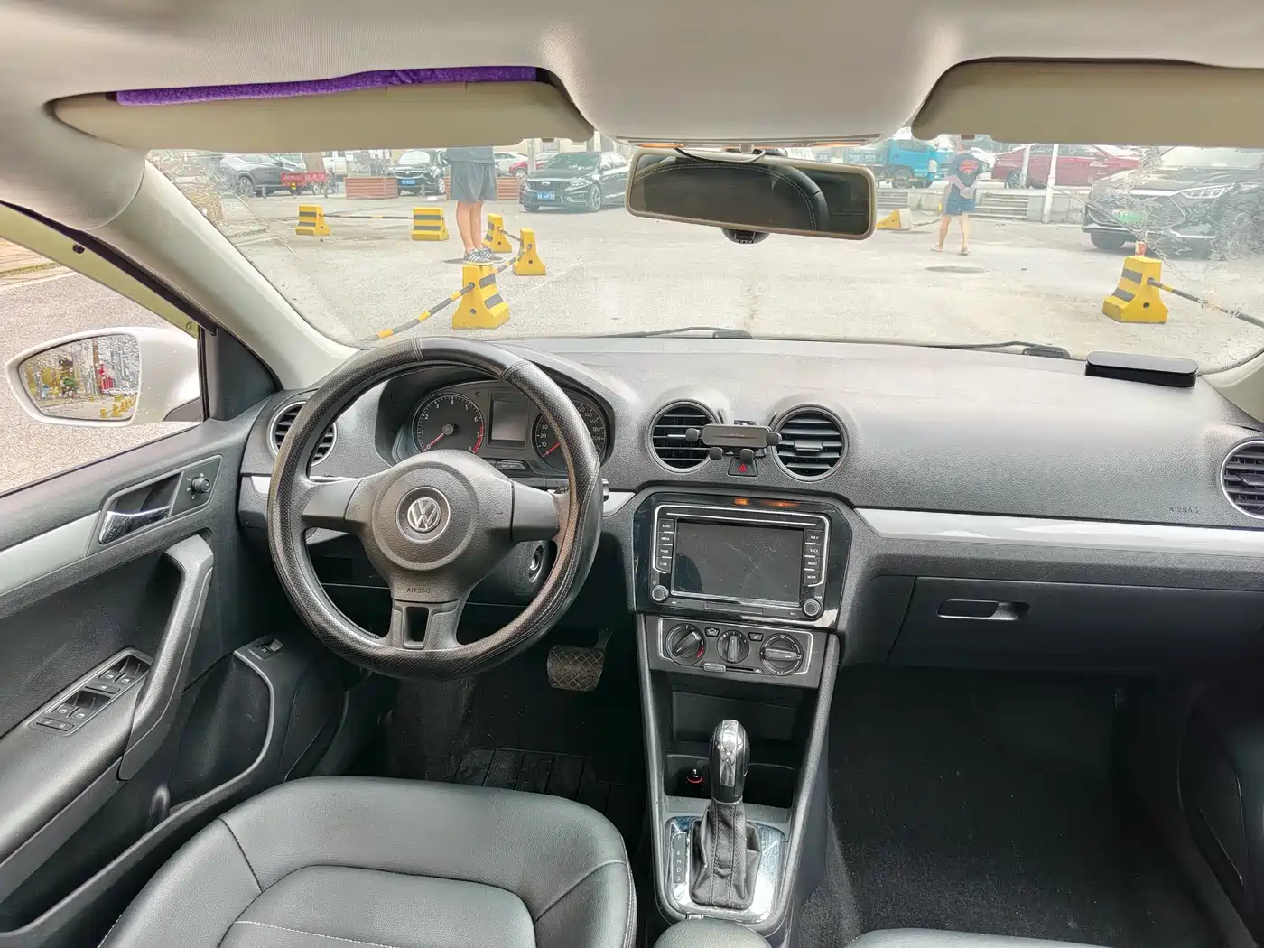 Volkswagen Jetta 2015 1.6L Auto Comfort фото 6