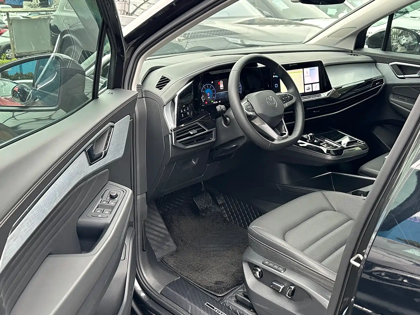 Volkswagen Talagon 2024 380TSI 4WD Premium Comfort Pro Edition 6-Seater фото 9
