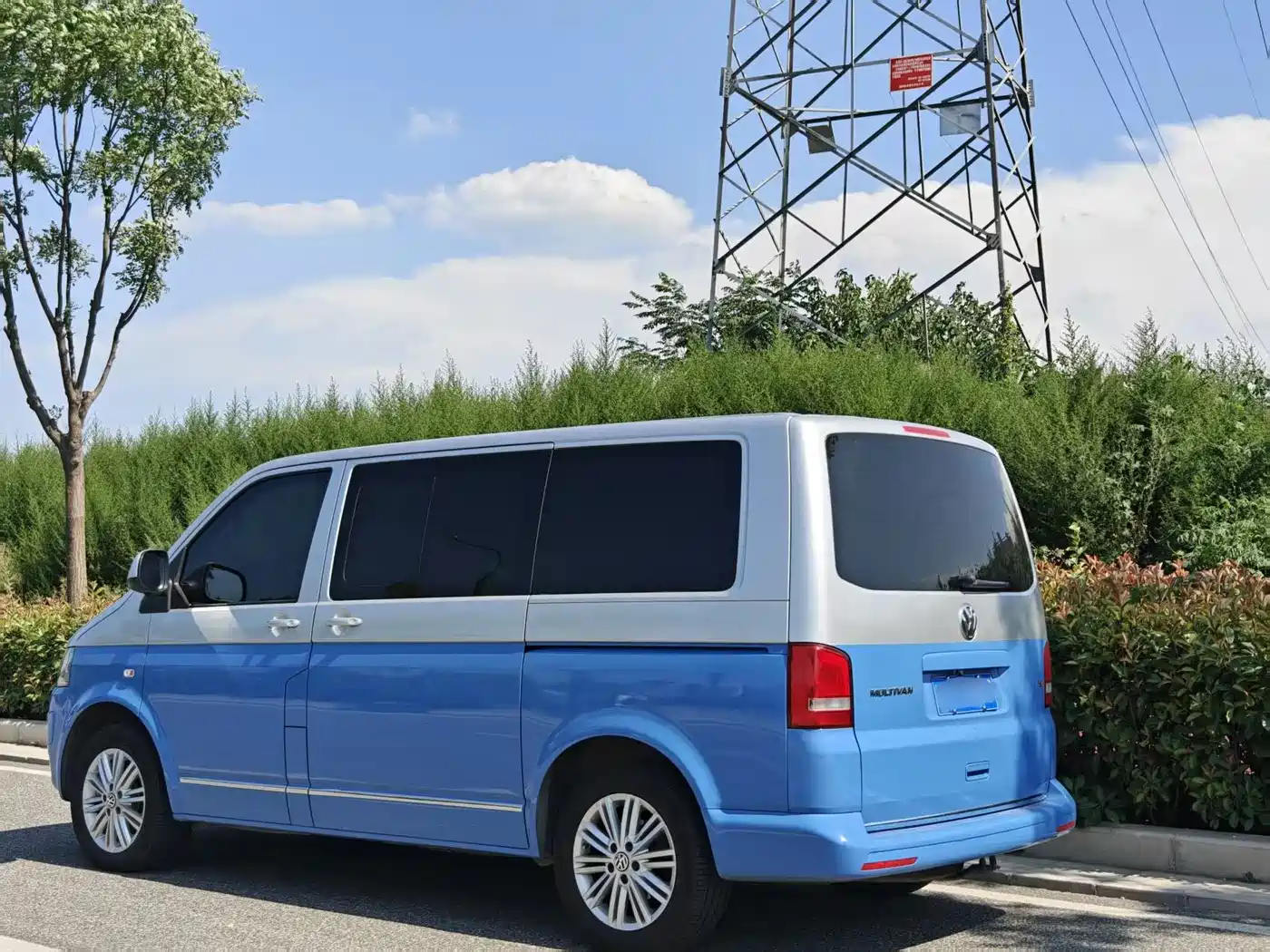 Volkswagen Multivan 2015 2012 2.0TSI 2WD Luxury Edition