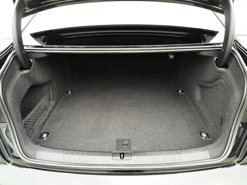 Audi A6L 2023 45 TFSI quattro Premium Dynamic фото 16