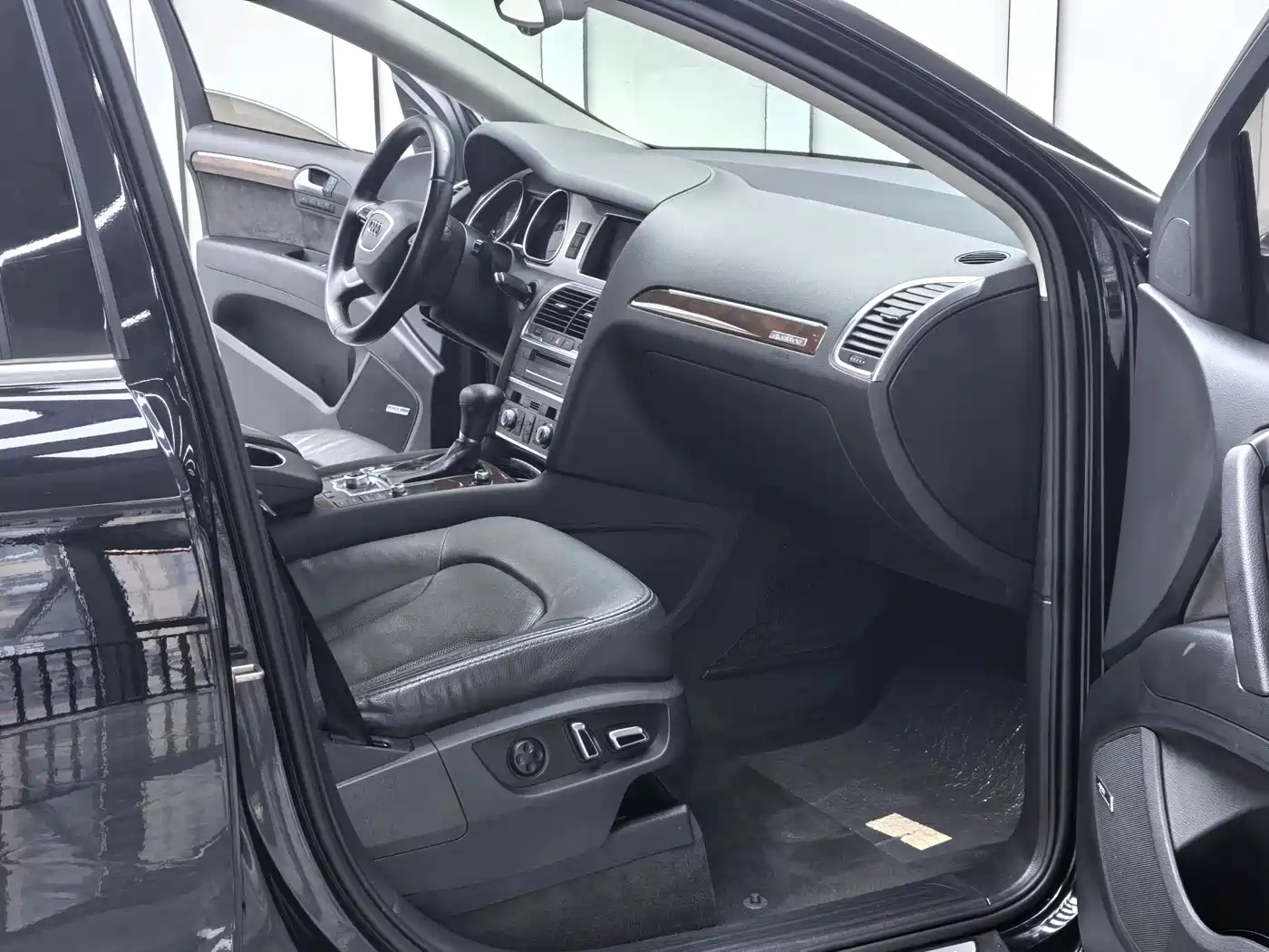 Audi Q7 2012 3.0 TFSI Exclusive (200kW) фото 13