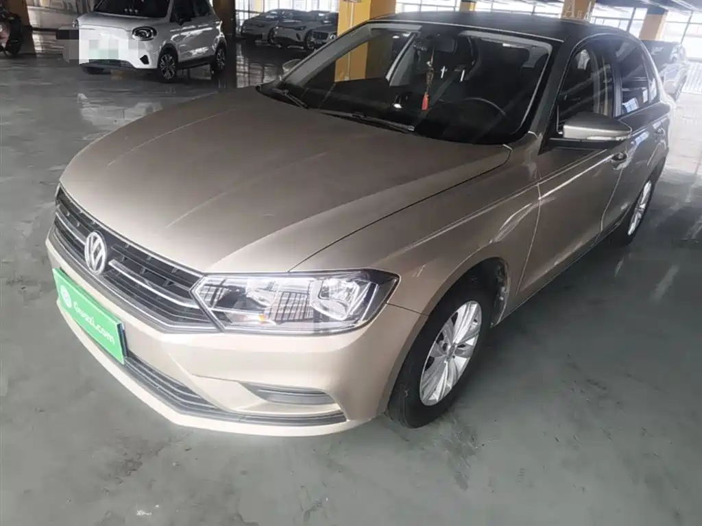 Volkswagen Bora 2018 1.5L Automatic Fashion фото 2