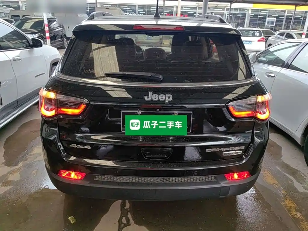 Фото 6 - Jeep Compass