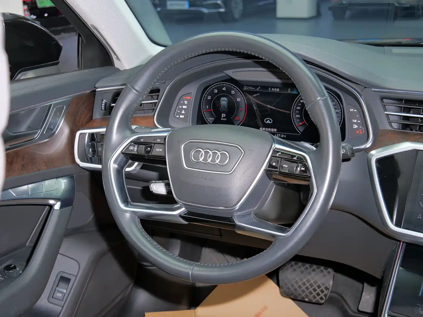 Audi A6 (Import) 2020 allroad quattro Explorer 55 TFSI Premium Off-Road фото 11