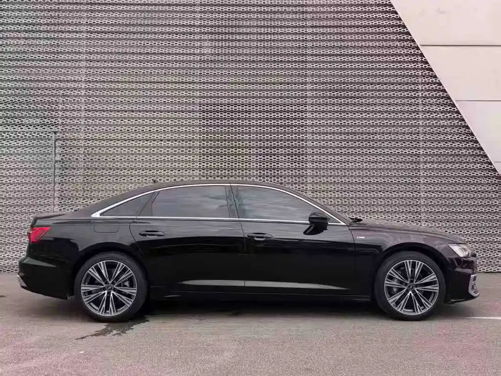 Audi A6L 2025 Model Year Facelift 45 TFSI quattro Premium Sport фото 10