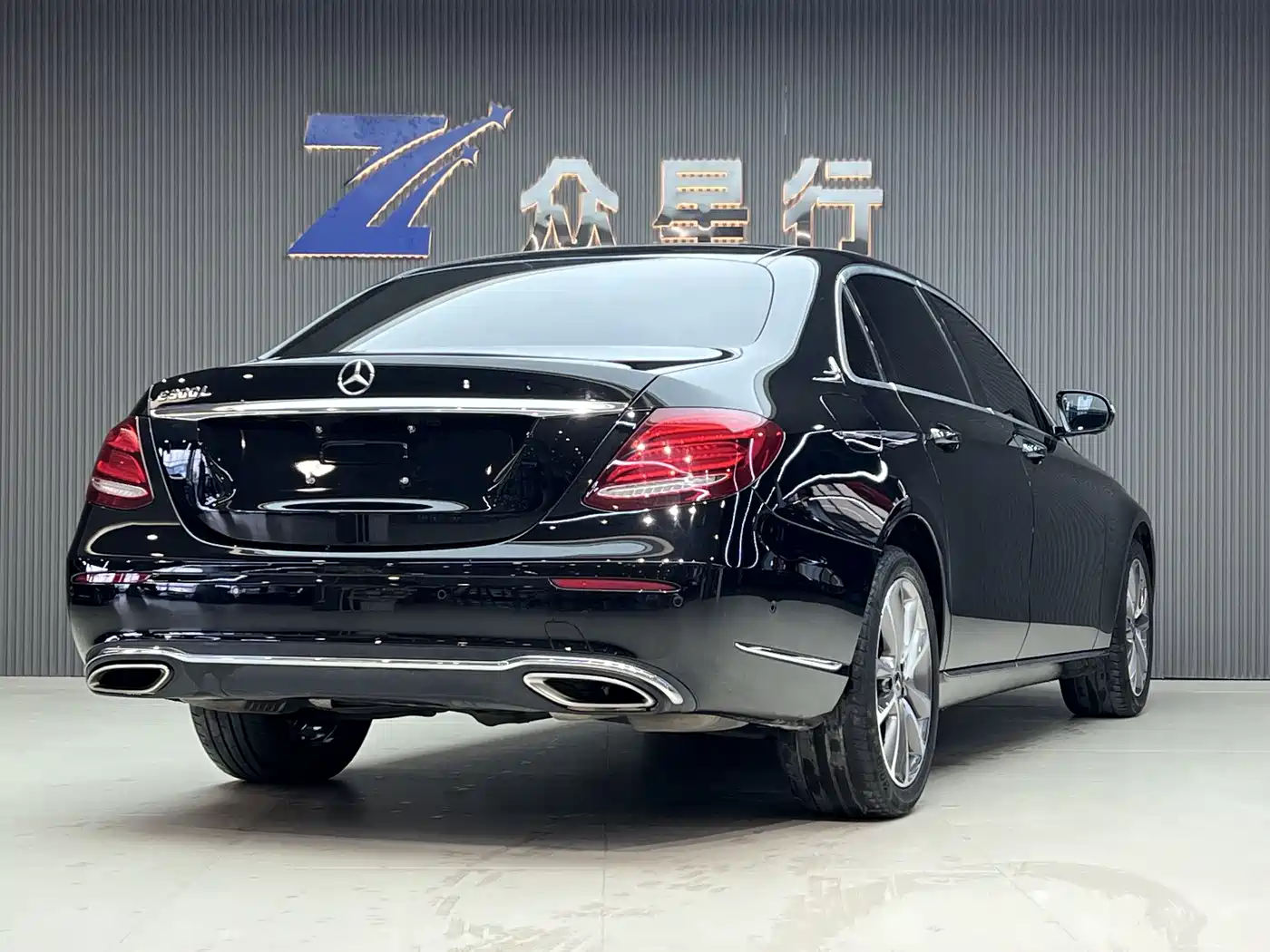 Mercedes-Benz E-Class 2019 E 300 L Luxury фото 3