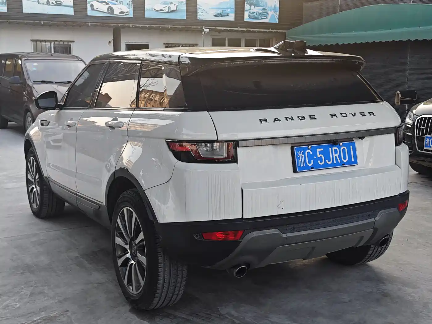 Land Rover Range Rover Evoque 2018 240PS SE Smart Edition фото 11