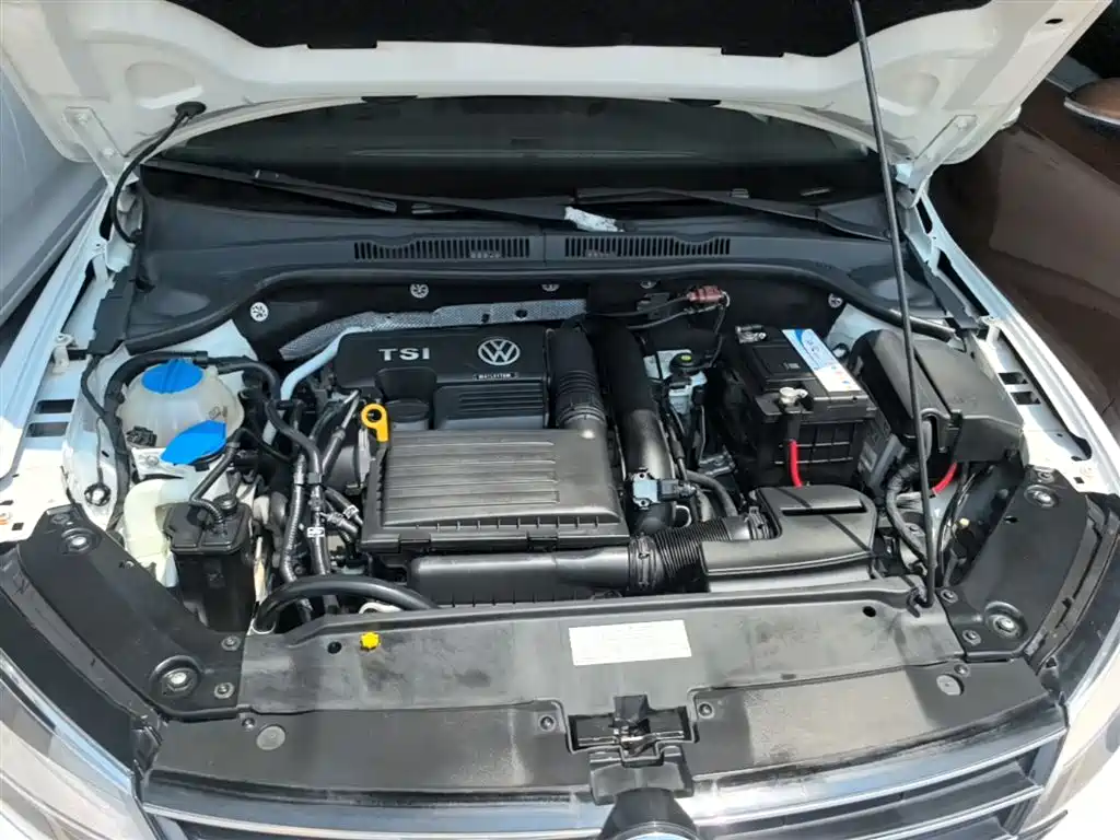 Volkswagen Sagitar 2017 230TSI Automatic Comfort фото 20