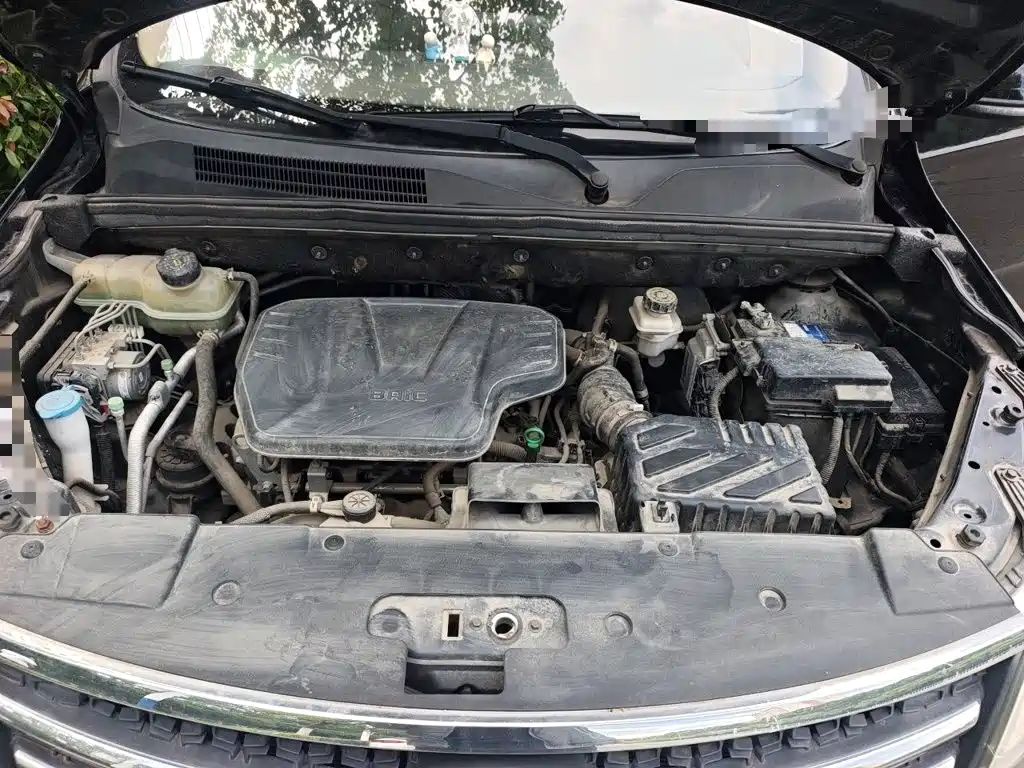 BAIC Weiwang M50F 2018 2017 1.3T Standard