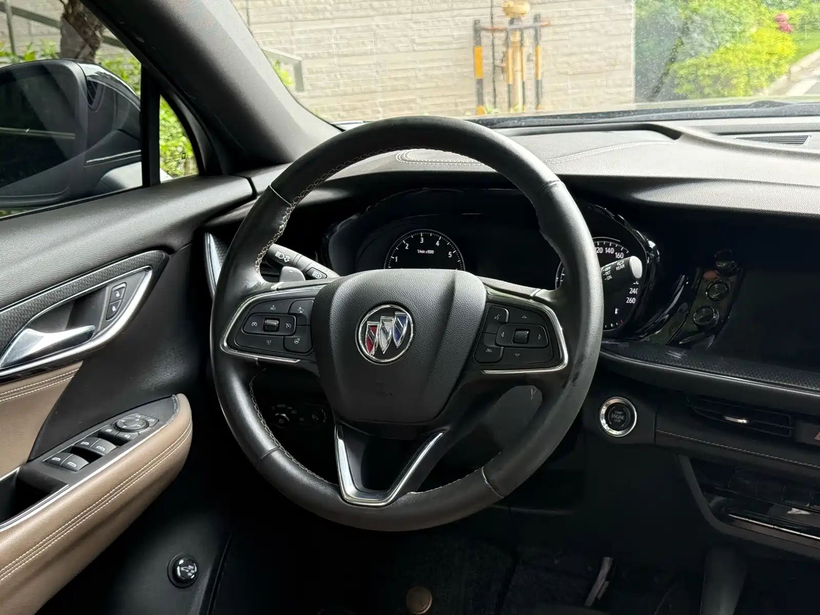 Photo 17 - Buick Envision Plus