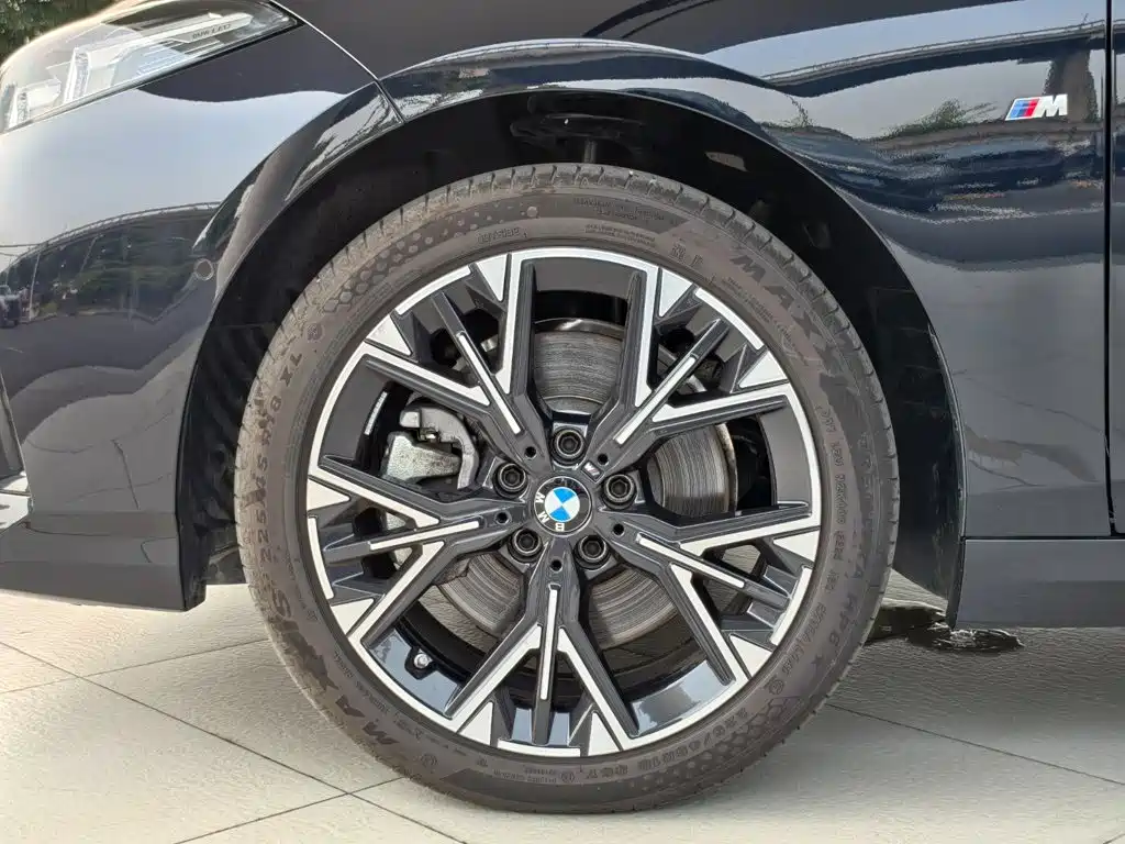 BMW 2 Series 2025 2025 225L M Sport Package