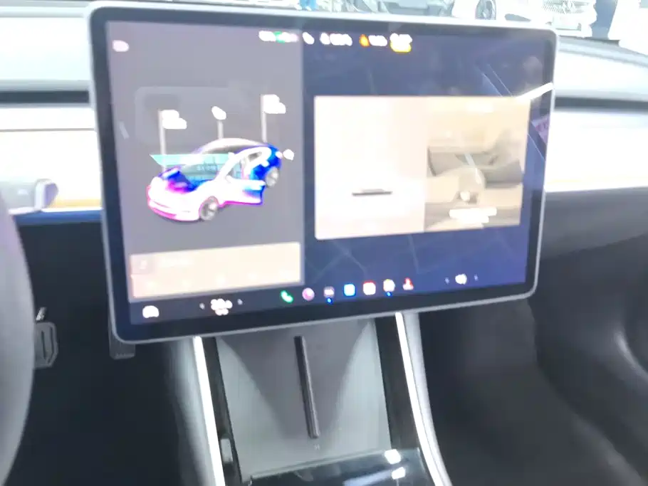 Фото 13 - Tesla Model 3