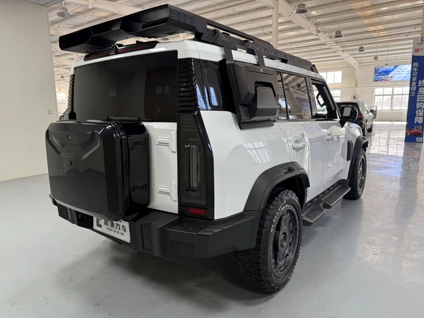 JIETU TRAVELER