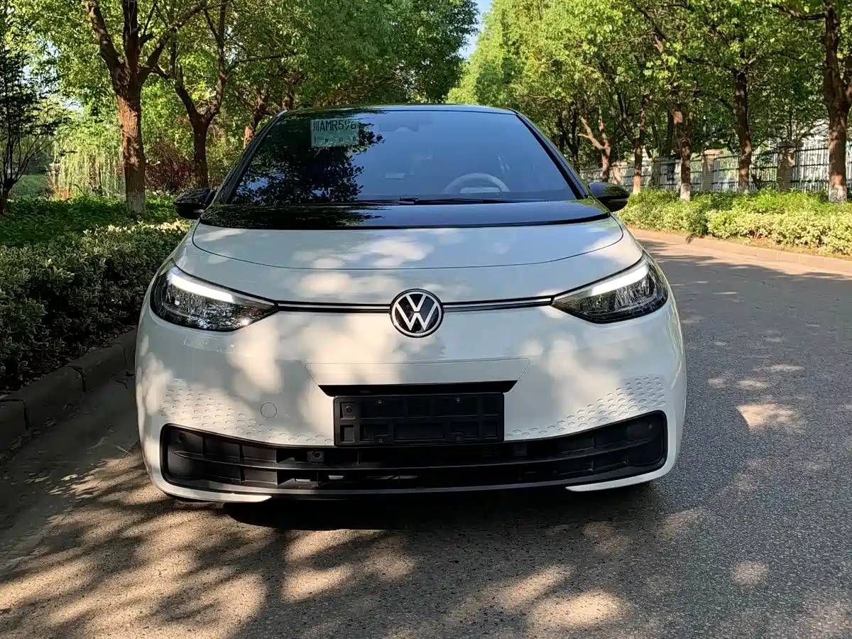 Volkswagen ID.3 2025 Smart Edition Outstanding Oxygen Version фото 3