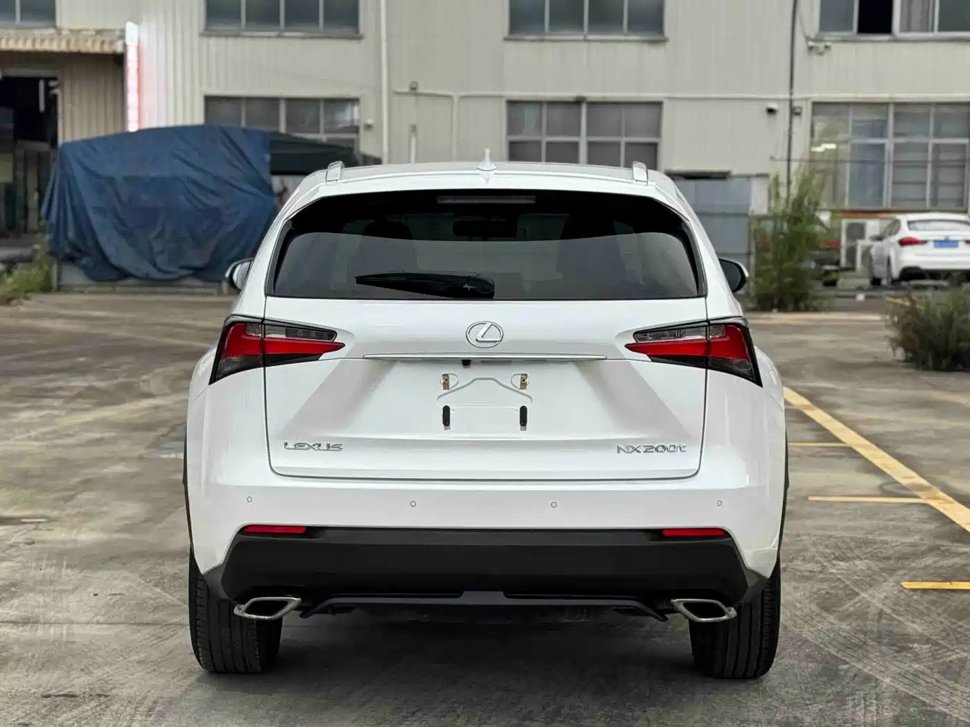 Lexus NX 2016 200 AWD F Sport фото 8