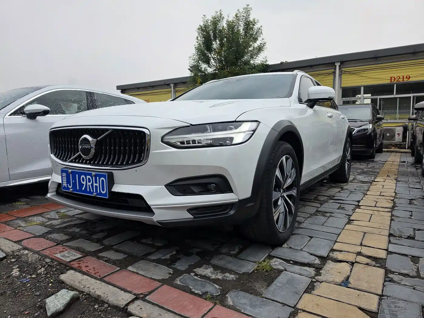 Volvo V90 2021 2021 Model Cross Country B5 AWD Smart Edition
