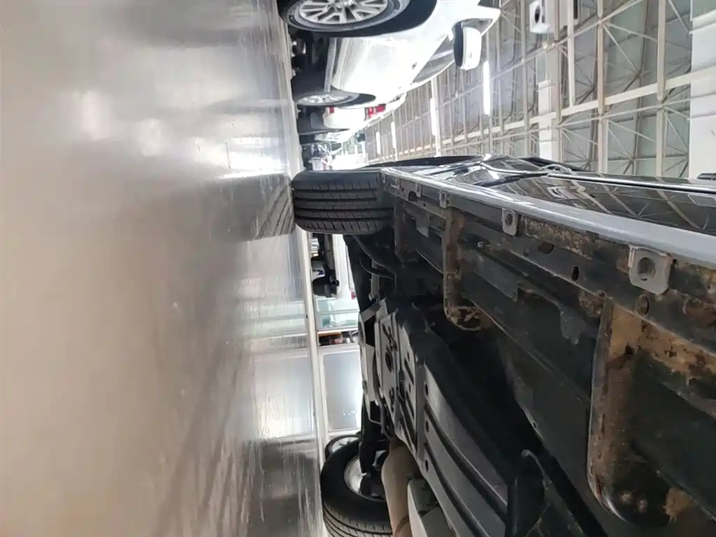 Mitsubishi Pajero (Import) 2016 3.0L Automatic Premium (China V) фото 21