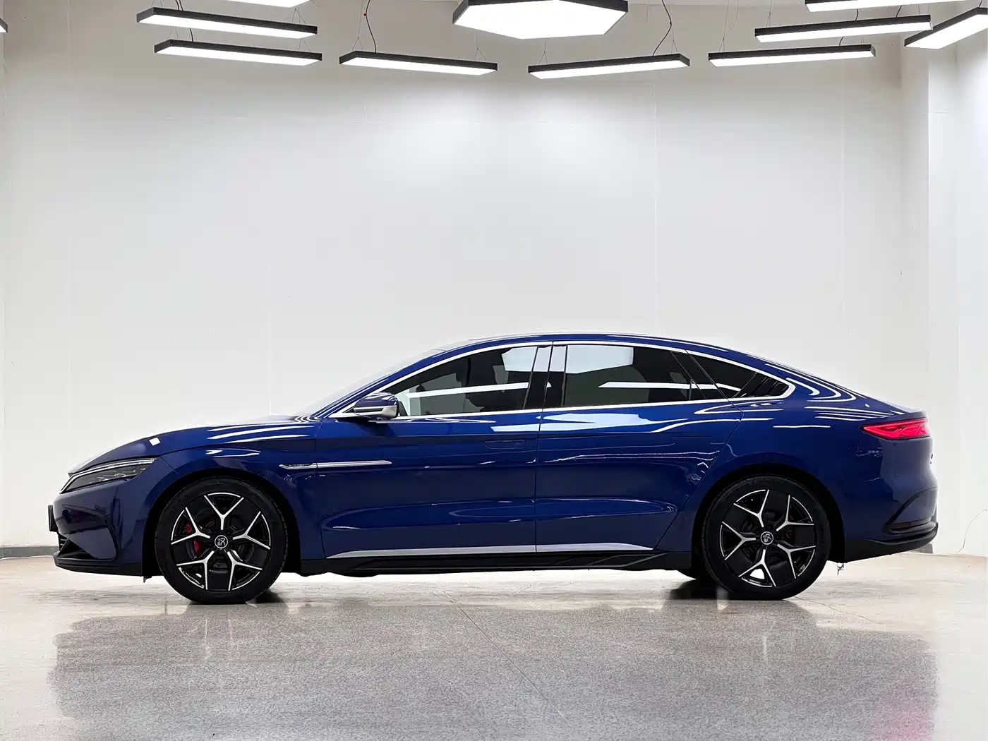 BYD Han 2022 EV Genesis Edition 715KM FWD Premium фото 4