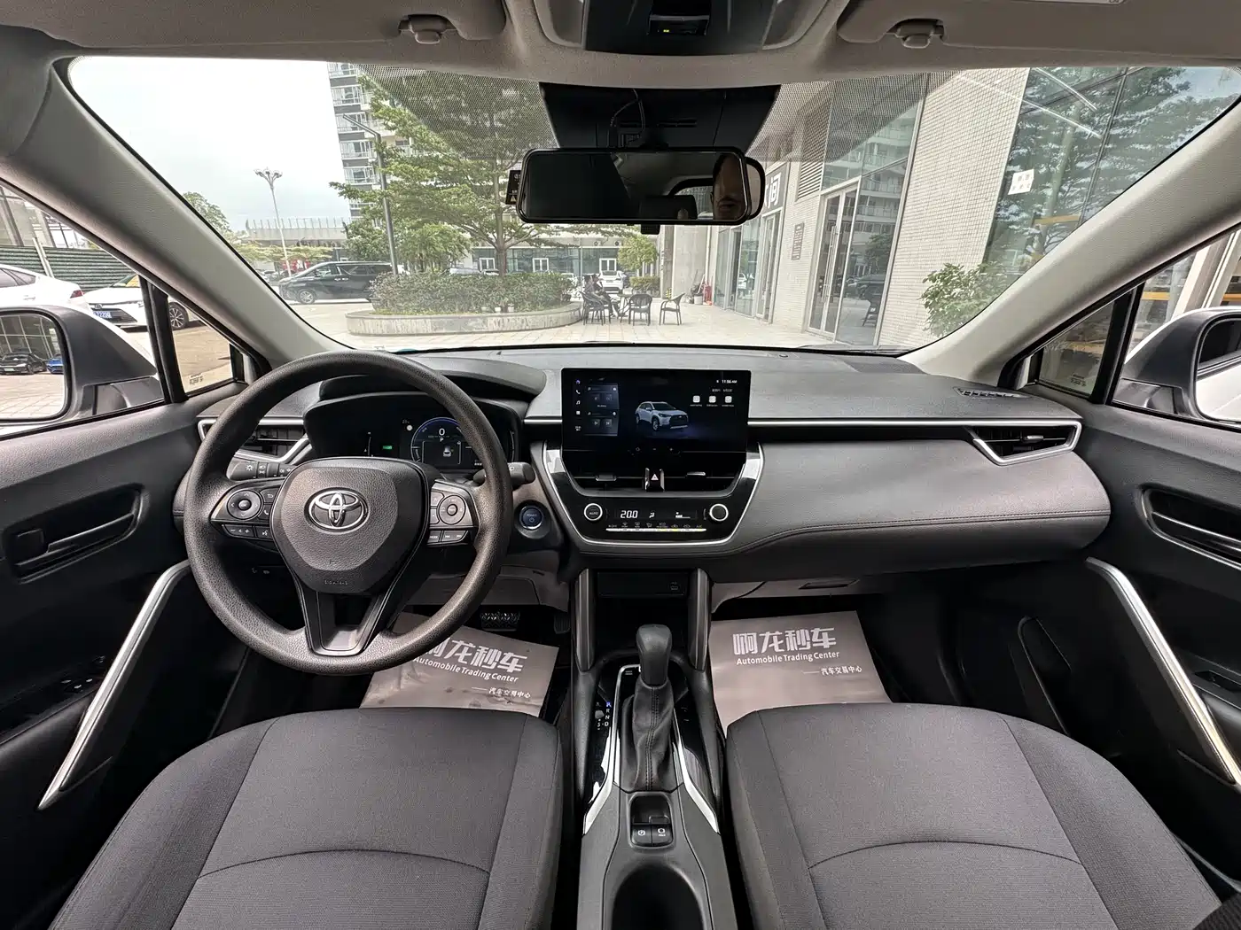 Toyota Corolla Cross 2023 Hybrid 2.0L Pioneer Edition фото 5