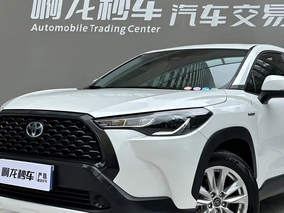 Toyota Corolla Cross 2023 Hybrid 2.0L Pioneer Edition фото 17