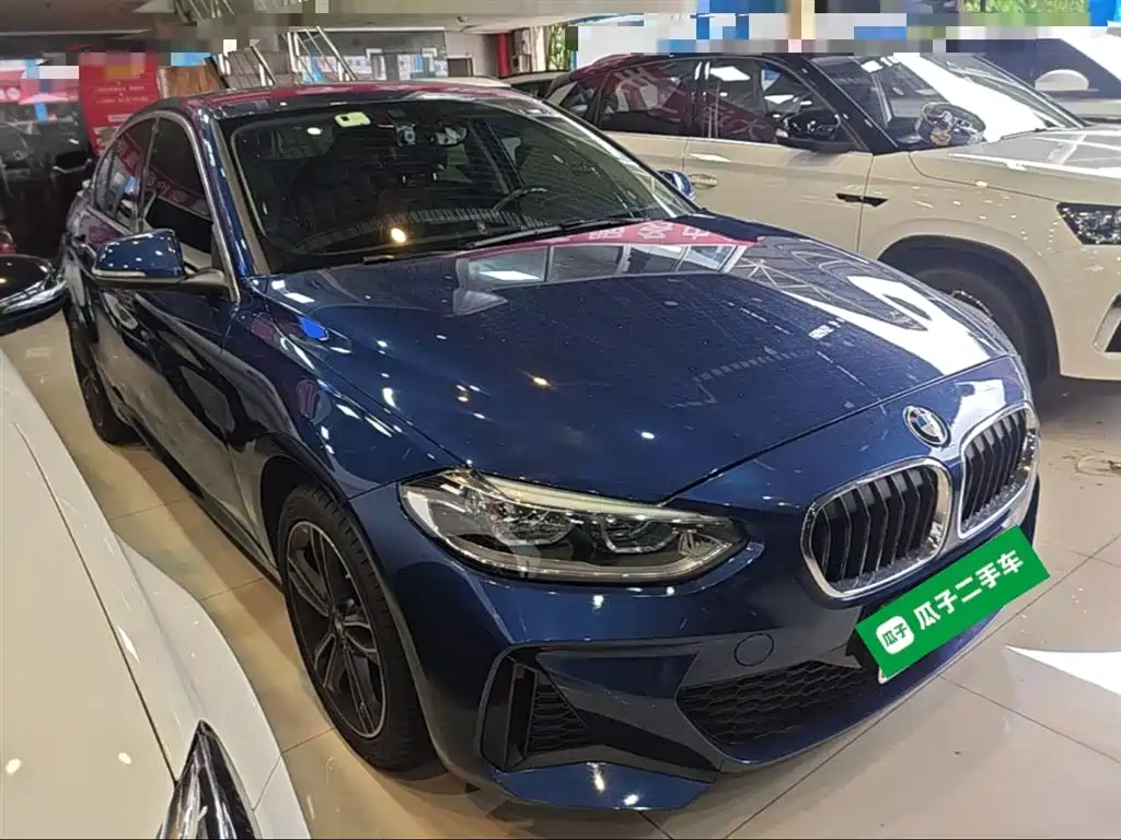 BMW 1-SERIES