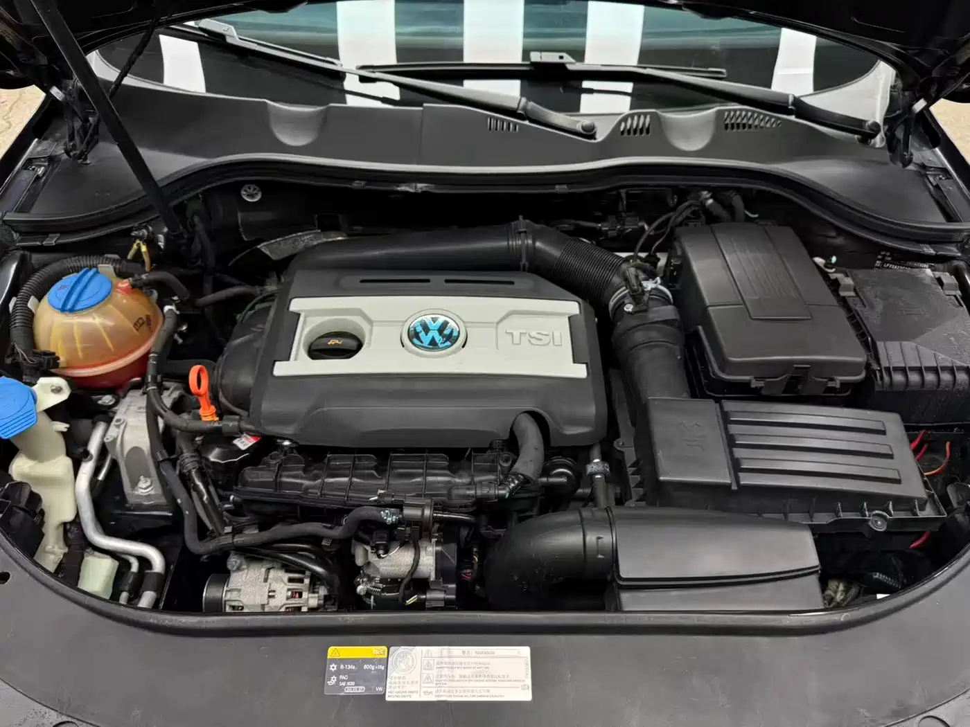 Volkswagen Magotan 2015 1.8TSI Luxury фото 4