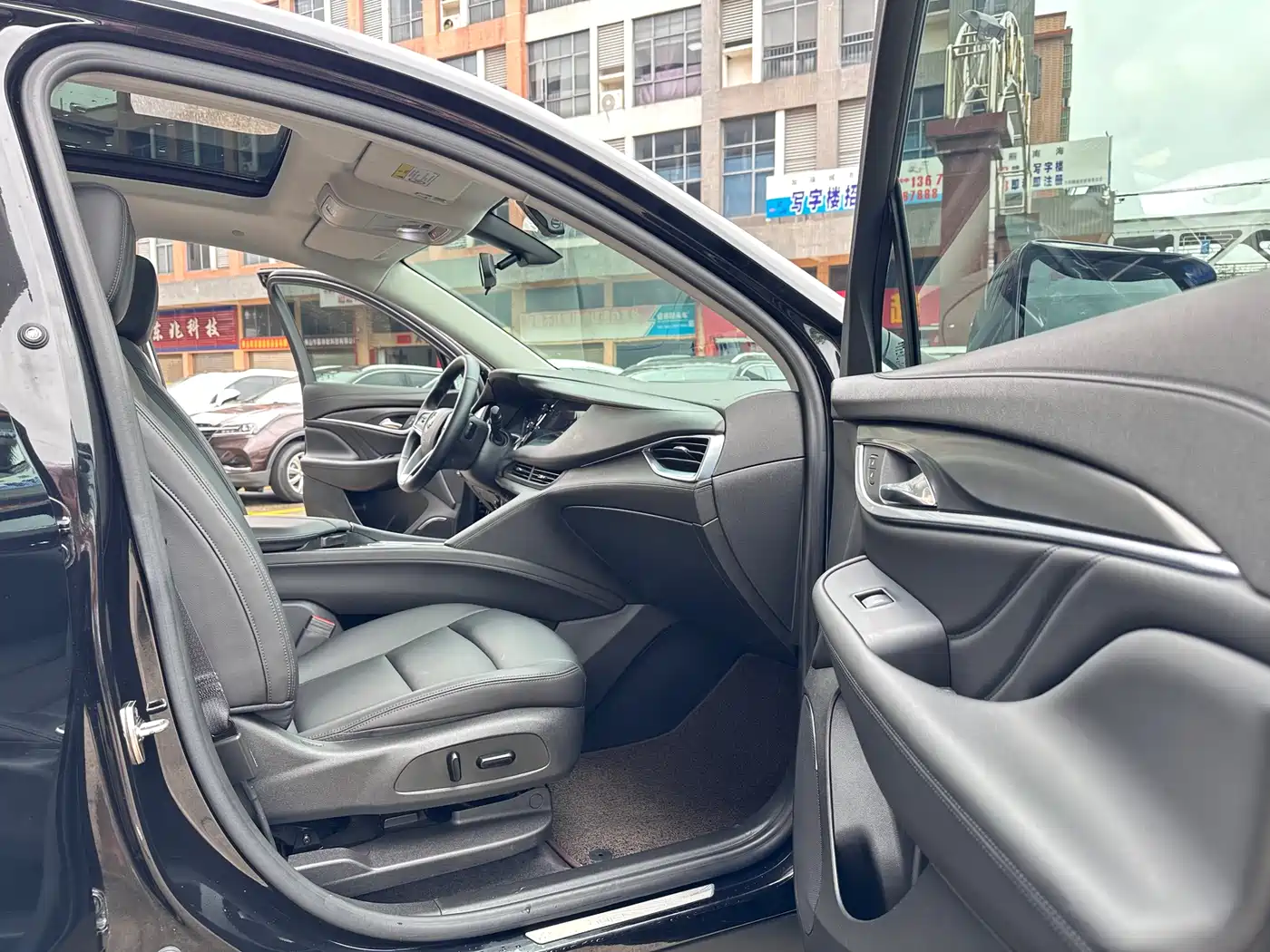 Buick Enclave 2020 28T 2WD Luxury Model фото 8
