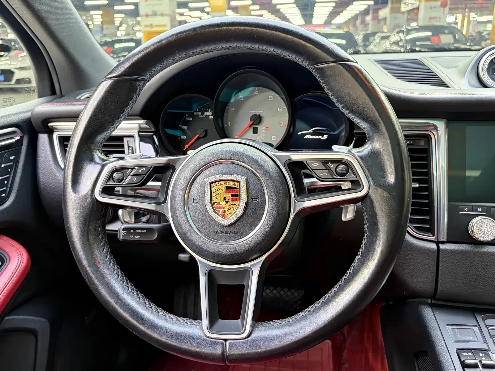 Фото 6 - Porsche Macan
