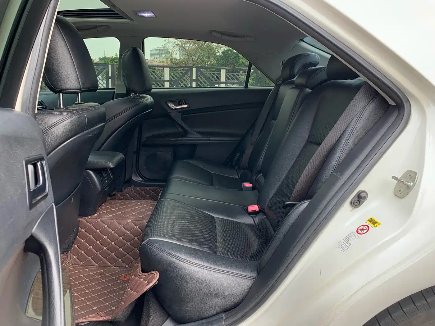 Toyota Reiz 2013 2.5V Premium Edition фото 13